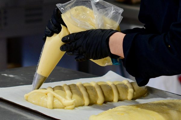 Foto Preparacion Coca San Juan Briox Crema 1